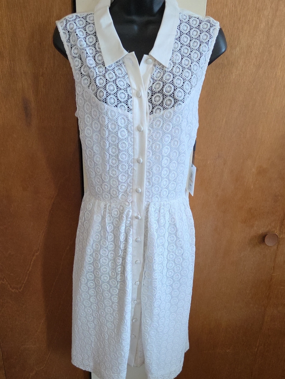 Calvin Klein White Sleeveless Eyelet Button-Front Dress